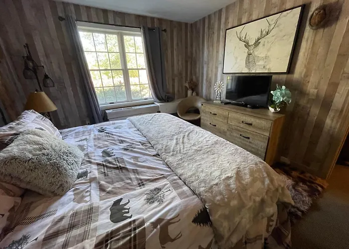 Gorgeous 1St Fl Mtn View Jiminy Suite Sleeps 4 Ski On Off