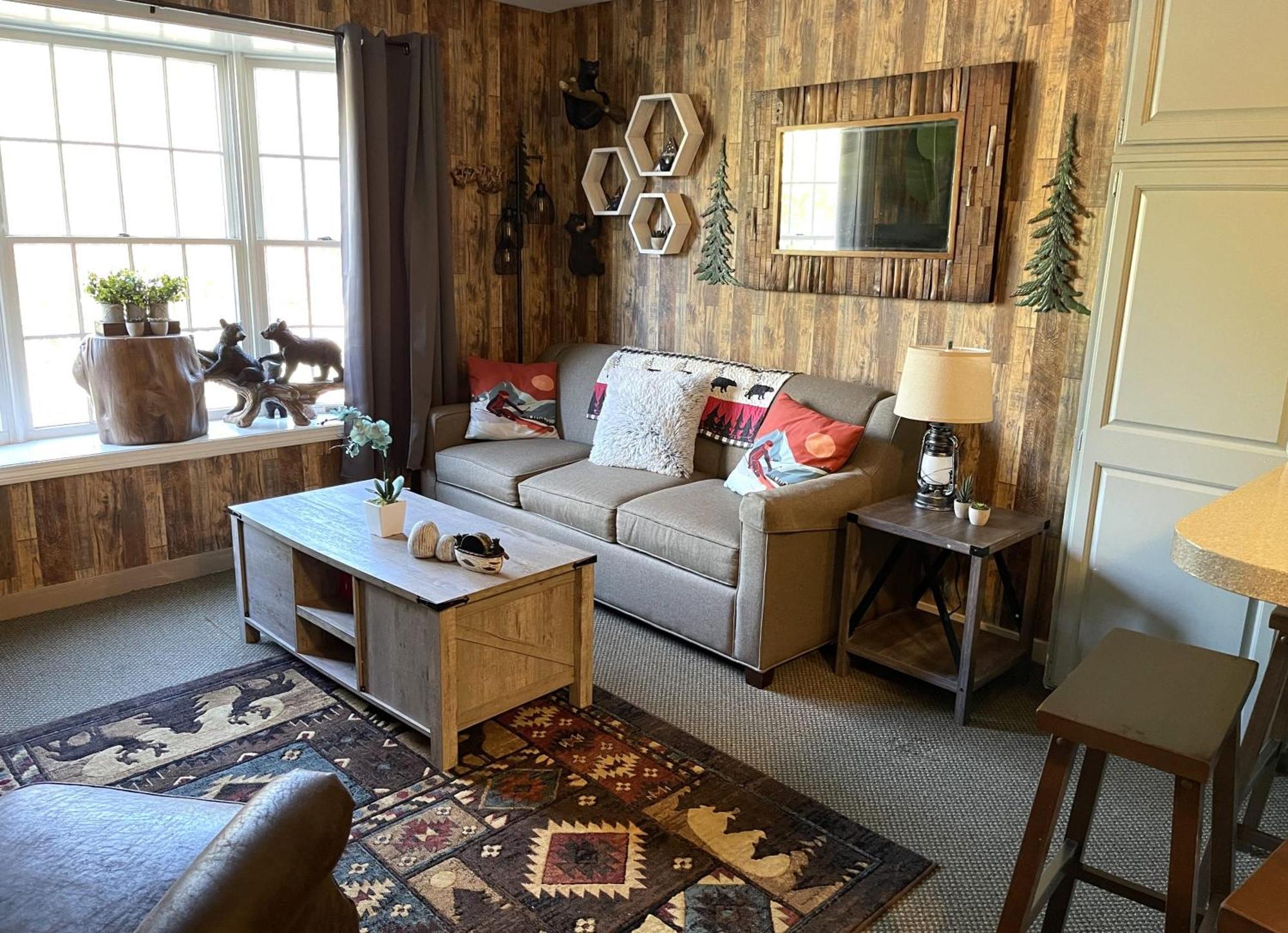 Gorgeous 1st Fl Mtn View Jiminy Sleeps 4 On Off Apartment *